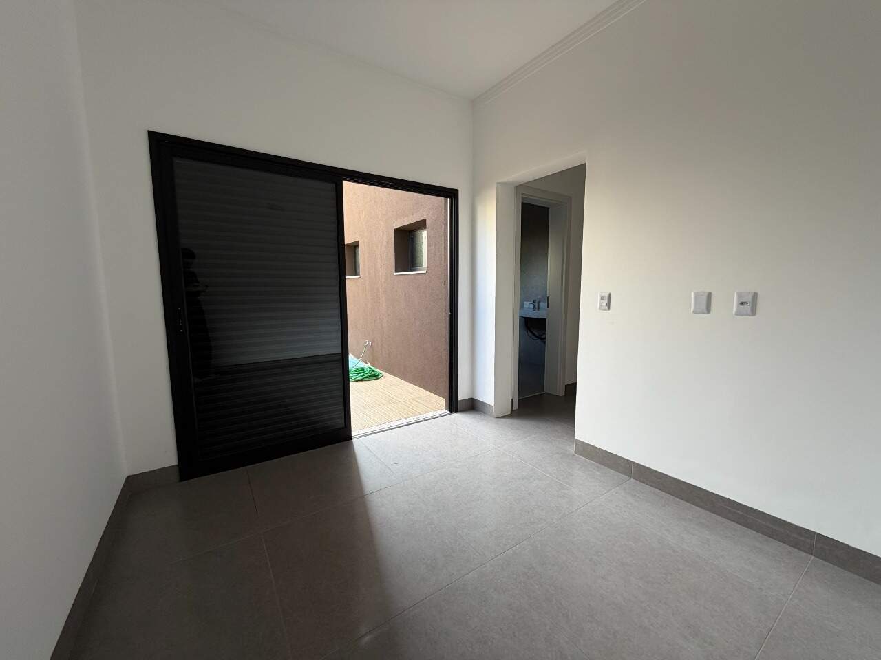 Casa em Condomínio à venda no Residencial Costa Leste: 
