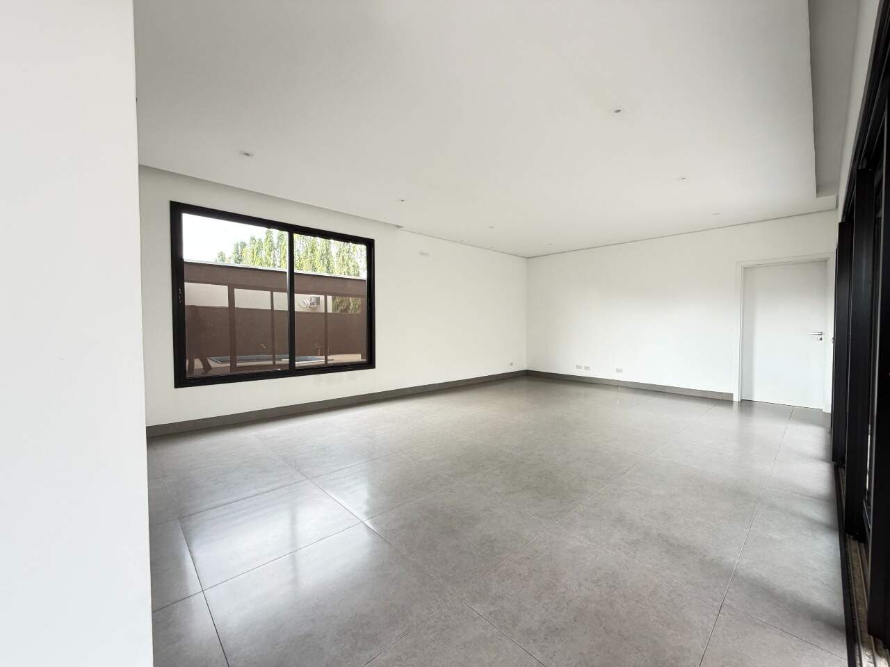 Casa em Condomínio à venda no Residencial Costa Leste: 