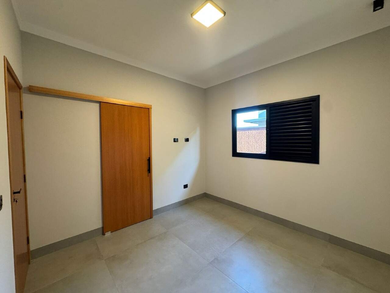 Casa em Condomínio à venda no Condomínio Villa de León: 