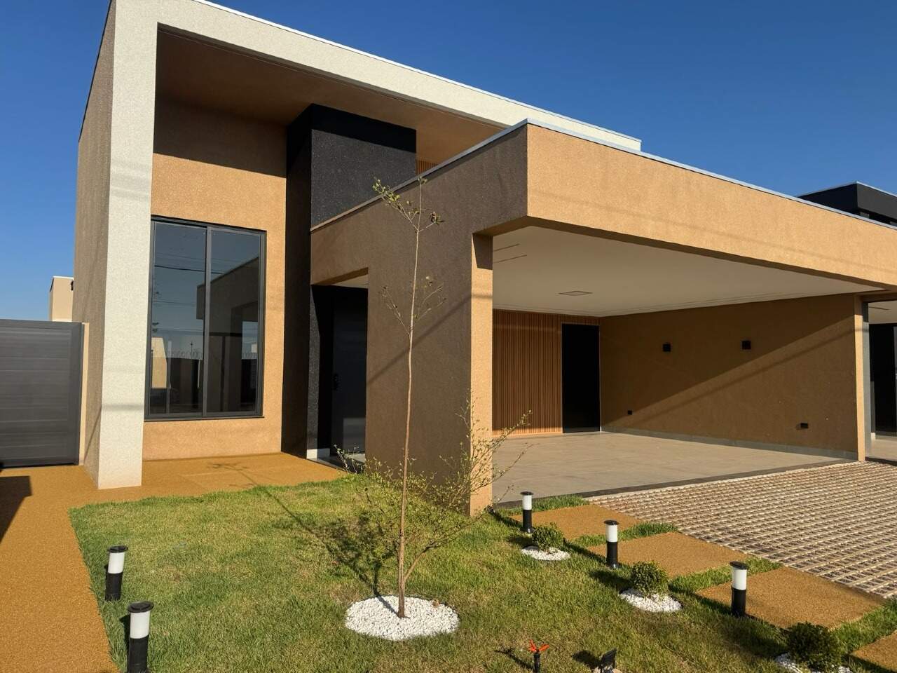Casa em Condomínio à venda no Condomínio Villa de León: 