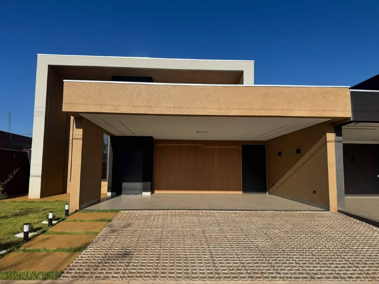 Casa em Condomínio à venda no Condomínio Villa de León: 