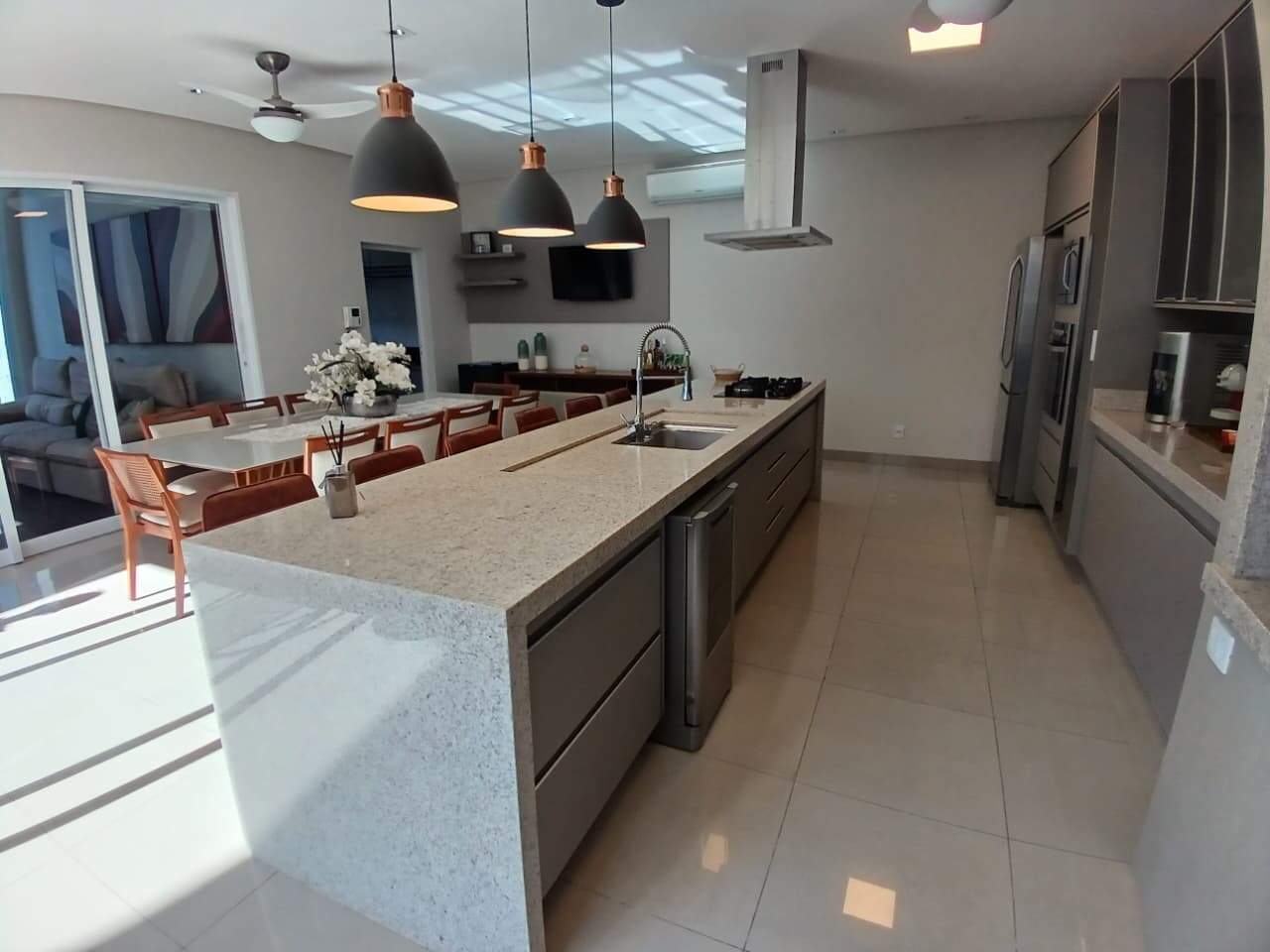 Casa à venda no Colinos: 