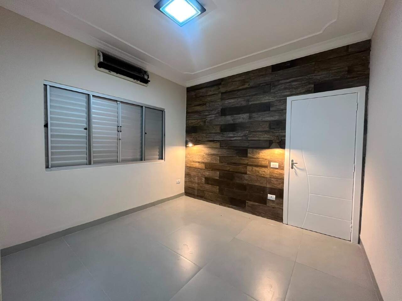 Casa à venda no Jardim dos Ipes: 