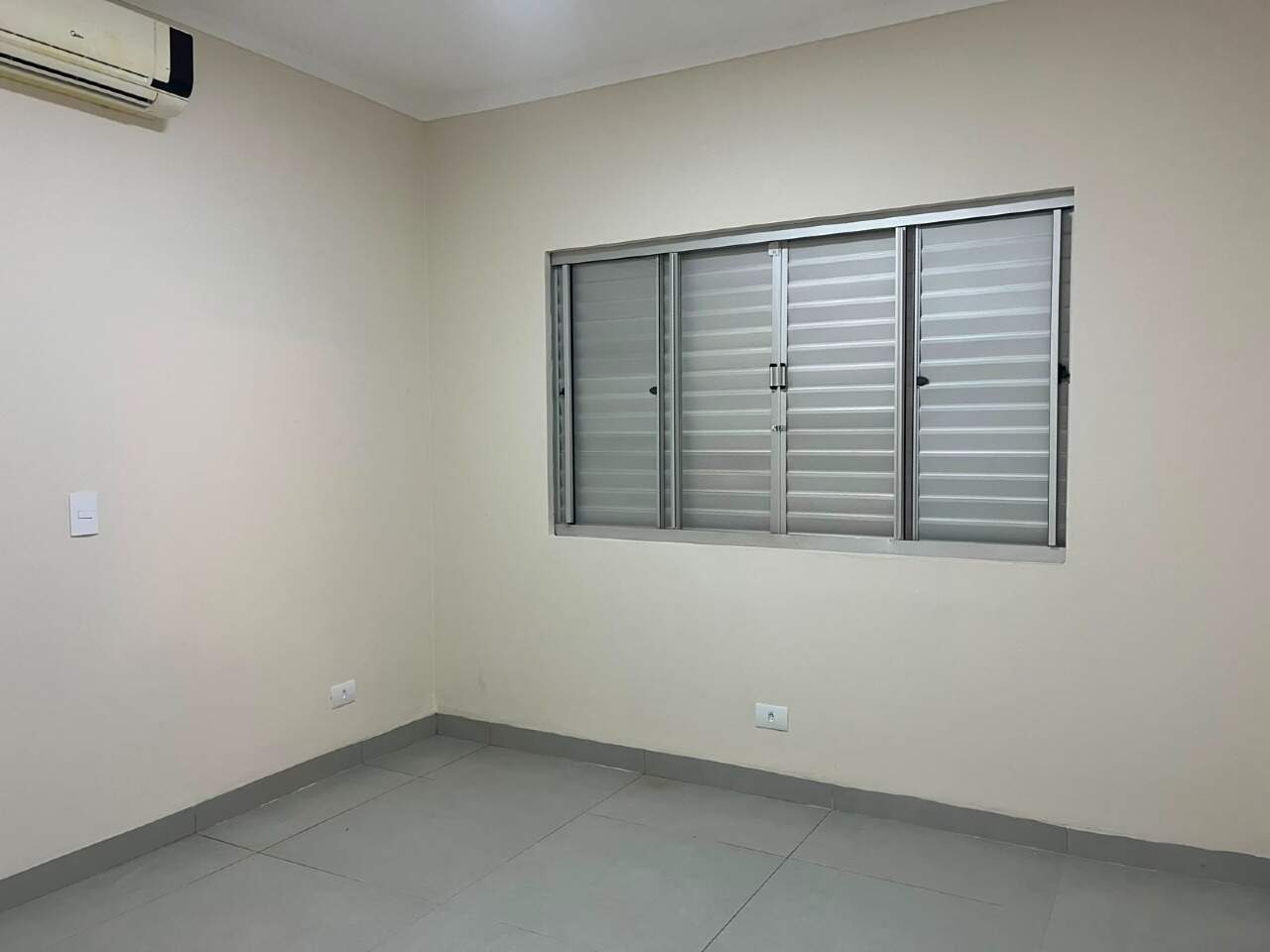 Casa à venda no Jardim dos Ipes: 