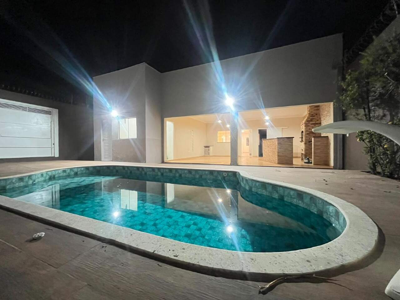 Casa à venda no Jardim dos Ipes: 