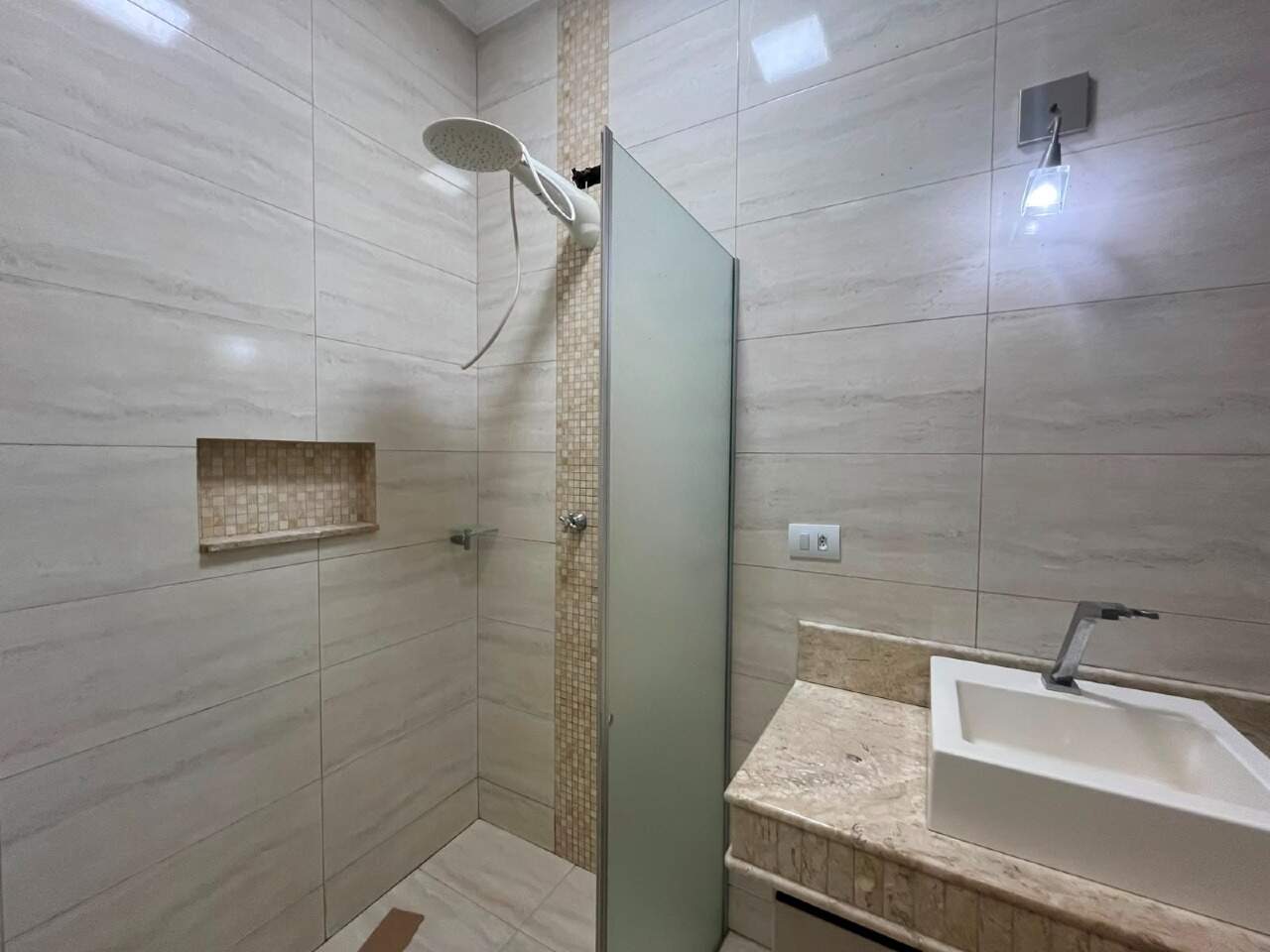 Casa à venda no Jardim dos Ipes: 