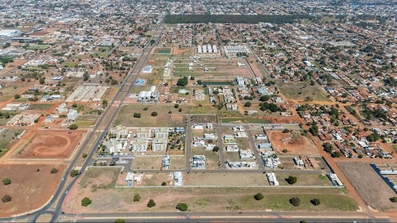 Casa em Condomínio à venda no Sun Lake: 