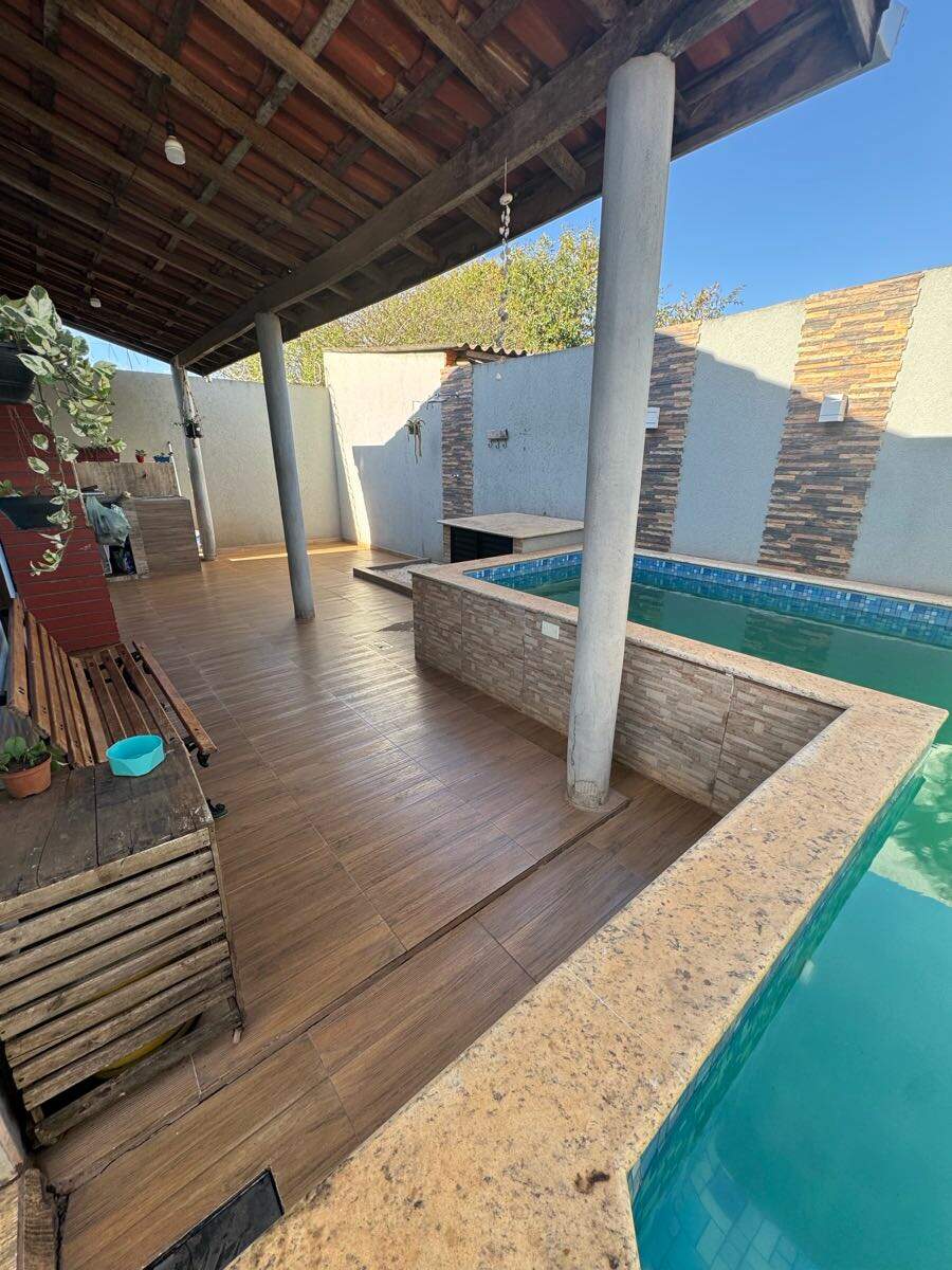 Casa à venda no Jardim das Oliveiras: 