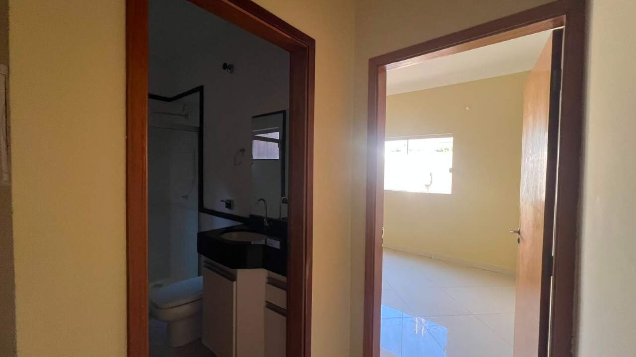 Casa à venda no Jardim dos Ipes: