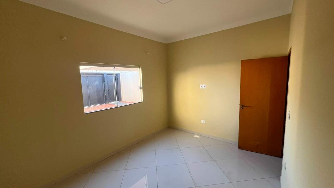 Casa à venda no Jardim dos Ipes: