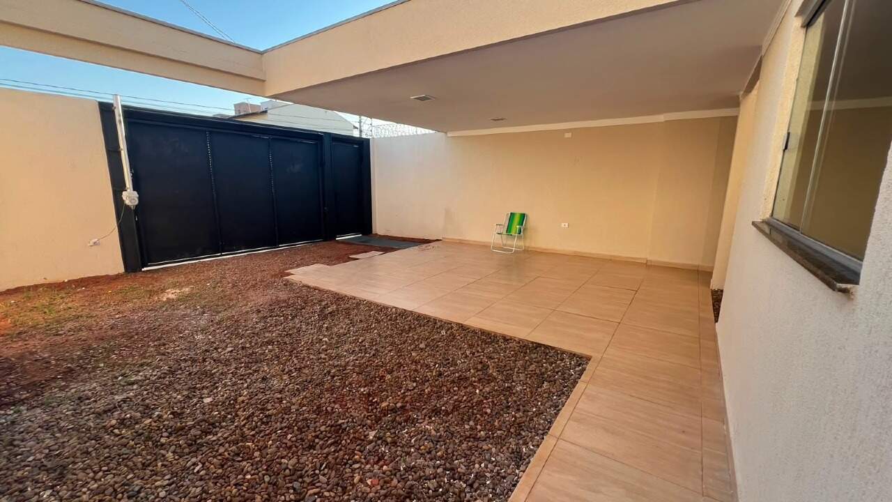 Casa à venda no Jardim dos Ipes: 