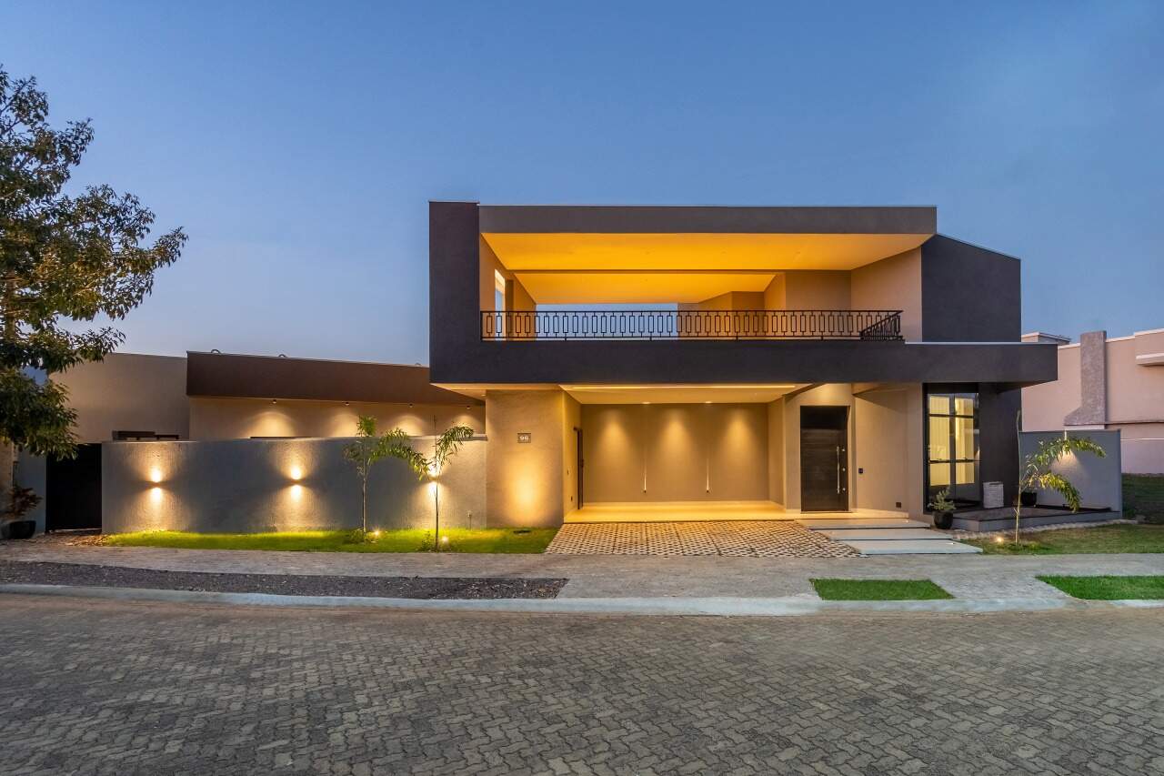 Casa em Condomínio à venda no Village do Lago: 