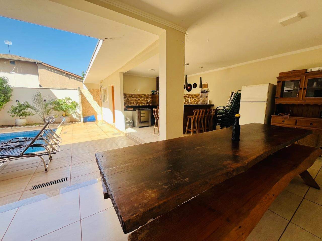 Casa em Condomínio à venda no Village do Lago: 
