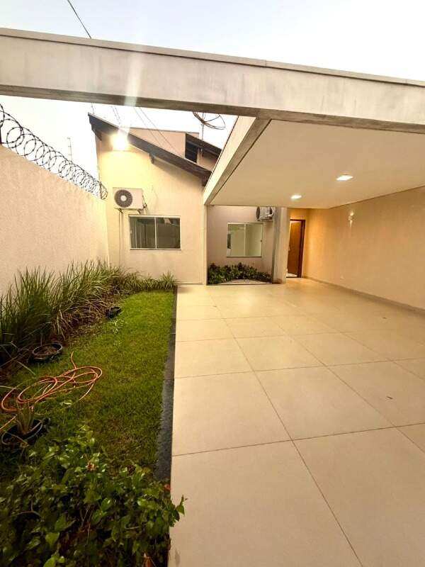 Casa à venda no Jardim dos Ipes: 