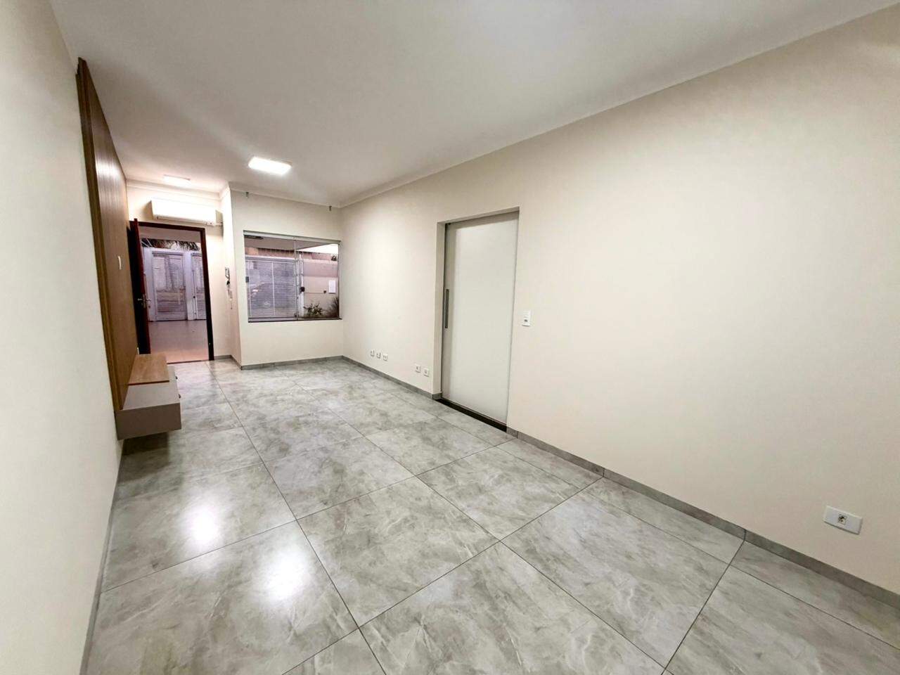 Casa à venda no Jardim dos Ipes: