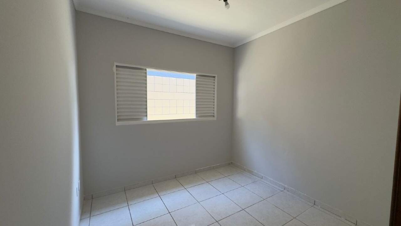 Casa à venda no Jardim dos Ipes: 