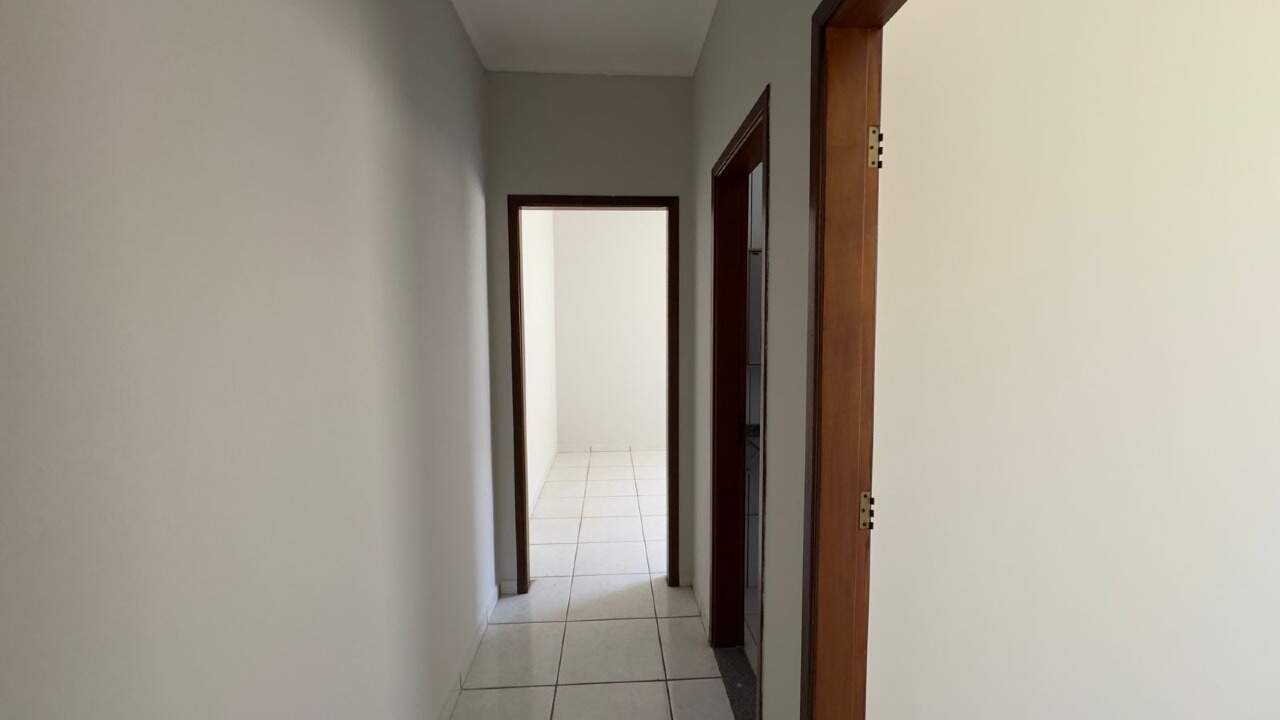 Casa à venda no Jardim dos Ipes: 
