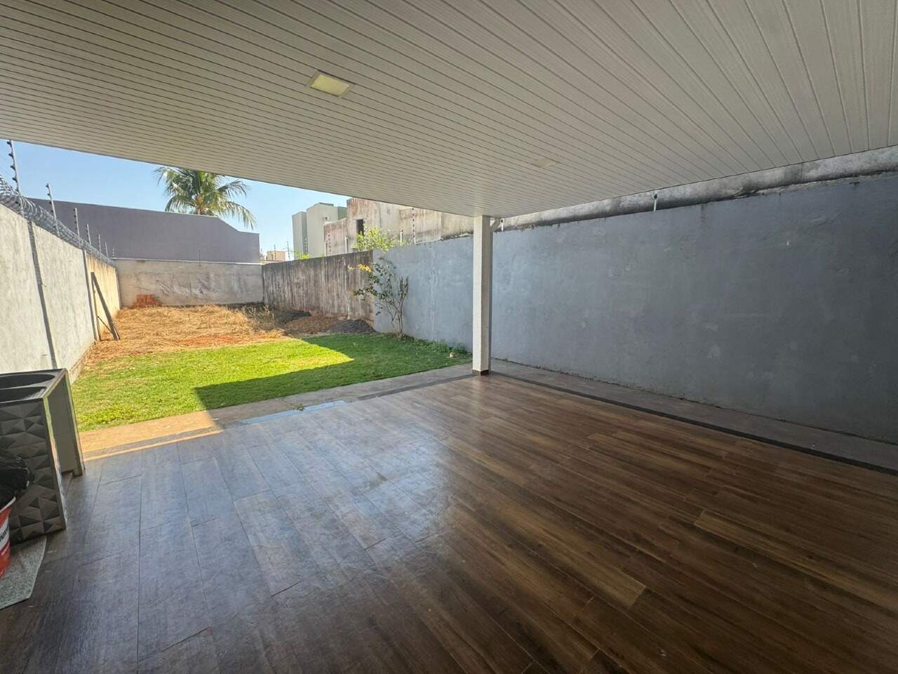Casa à venda no Jardim dos Ipês III: 
