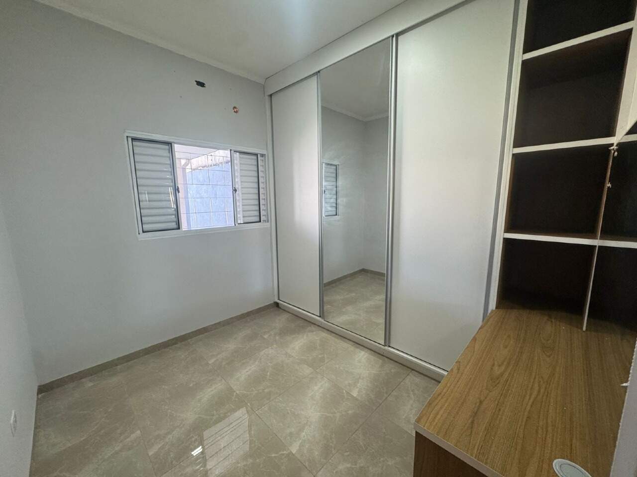 Casa à venda no Jardim dos Ipês III: 