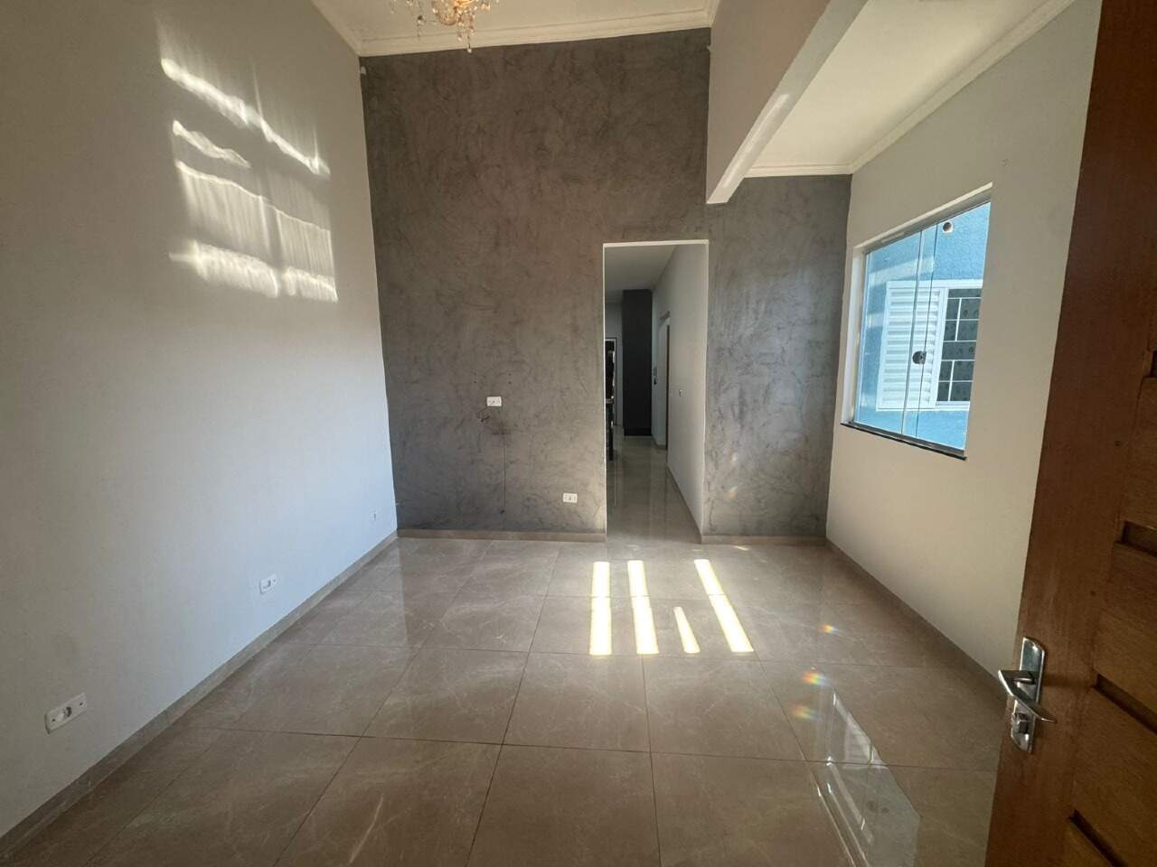 Casa à venda no Jardim dos Ipês III: 