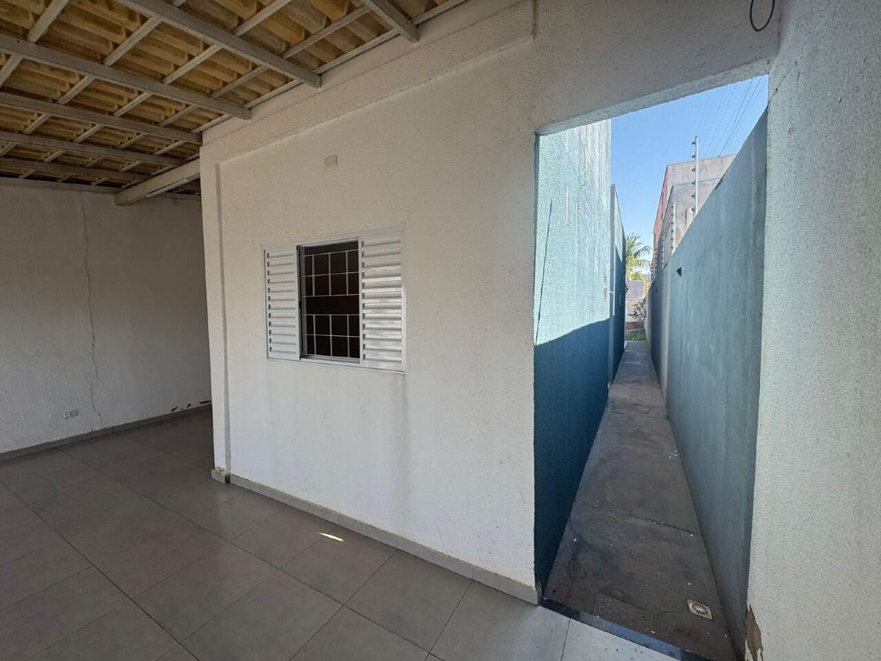 Casa à venda no Jardim dos Ipês III: 