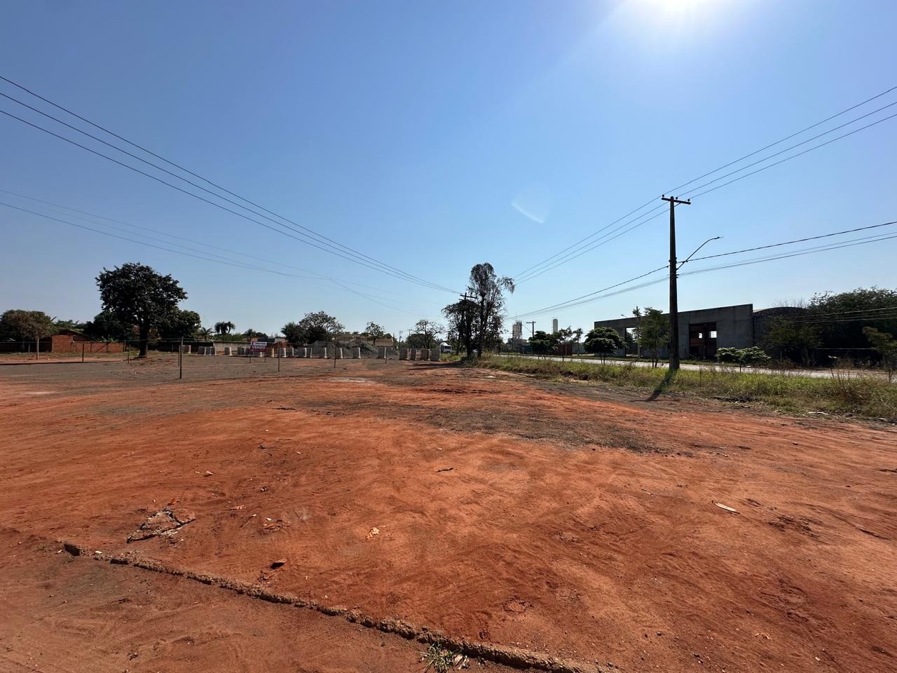 Terreno Comercial à venda no Jardim Alvorada: 