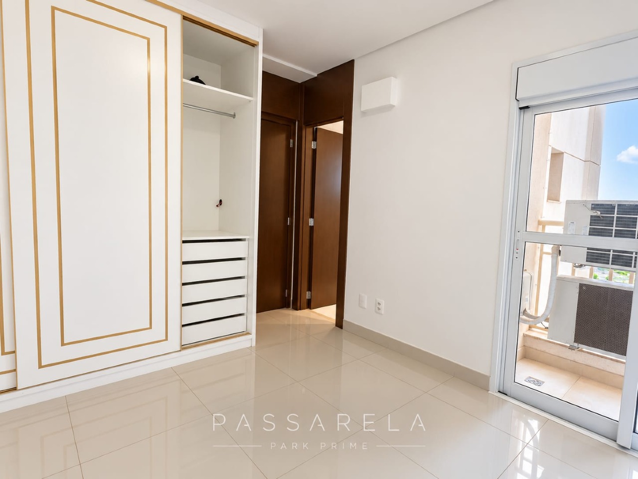Apartamento à venda no Royal Park: 