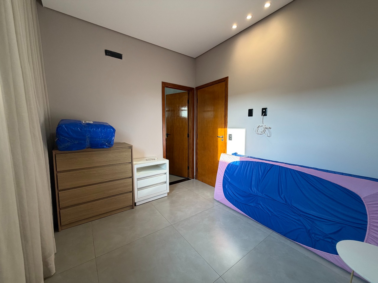 Casa em Condomínio à venda no Condomínio Villa de León: 