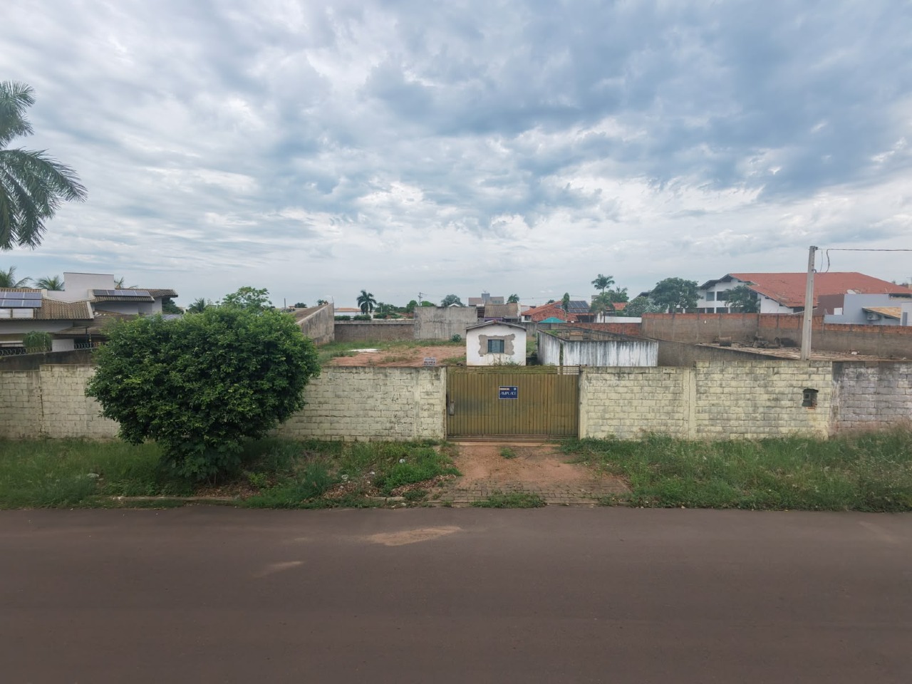 Terreno à venda no Colinos: 