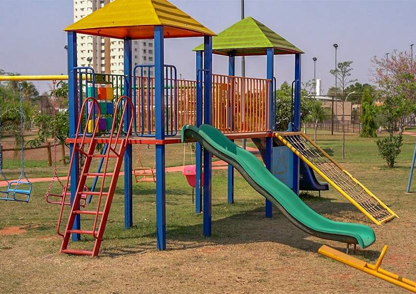 Terreno em Condomínio à venda no Condomínio Quarta Lagoa Eco Residence: 