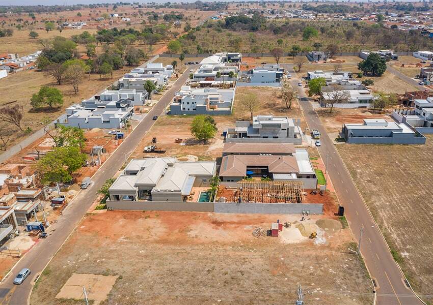 Terreno em Condomínio à venda no Condomínio Quarta Lagoa Eco Residence: 