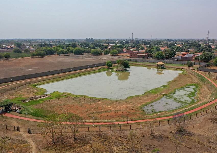 Terreno em Condomínio à venda no Condomínio Quarta Lagoa Eco Residence: 