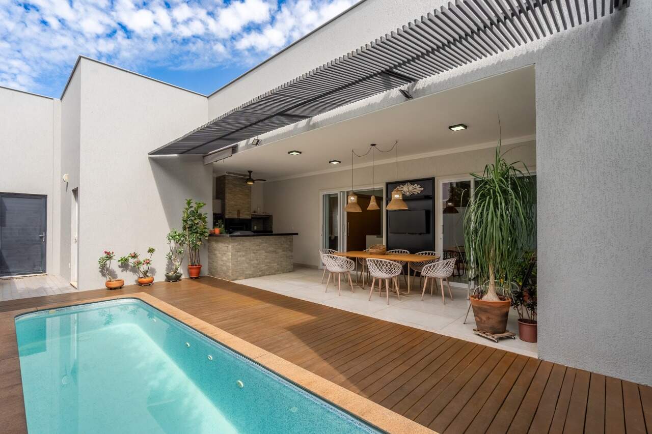 Casa em Condomínio à venda no Portal das Águas: 