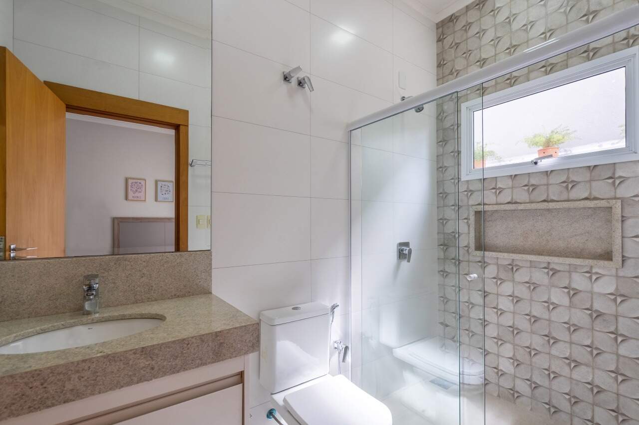 Casa em Condomínio à venda no Portal das Águas: 