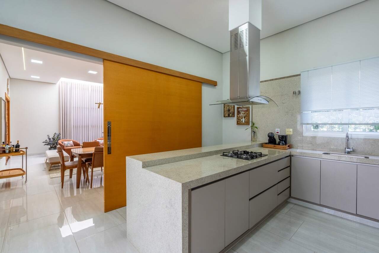 Casa em Condomínio à venda no Portal das Águas: 