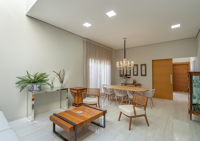 Casa em Condomínio à venda no Portal das Águas: 