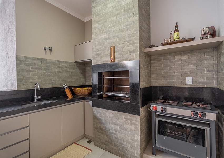 Casa em Condomínio à venda no Portal das Águas: 