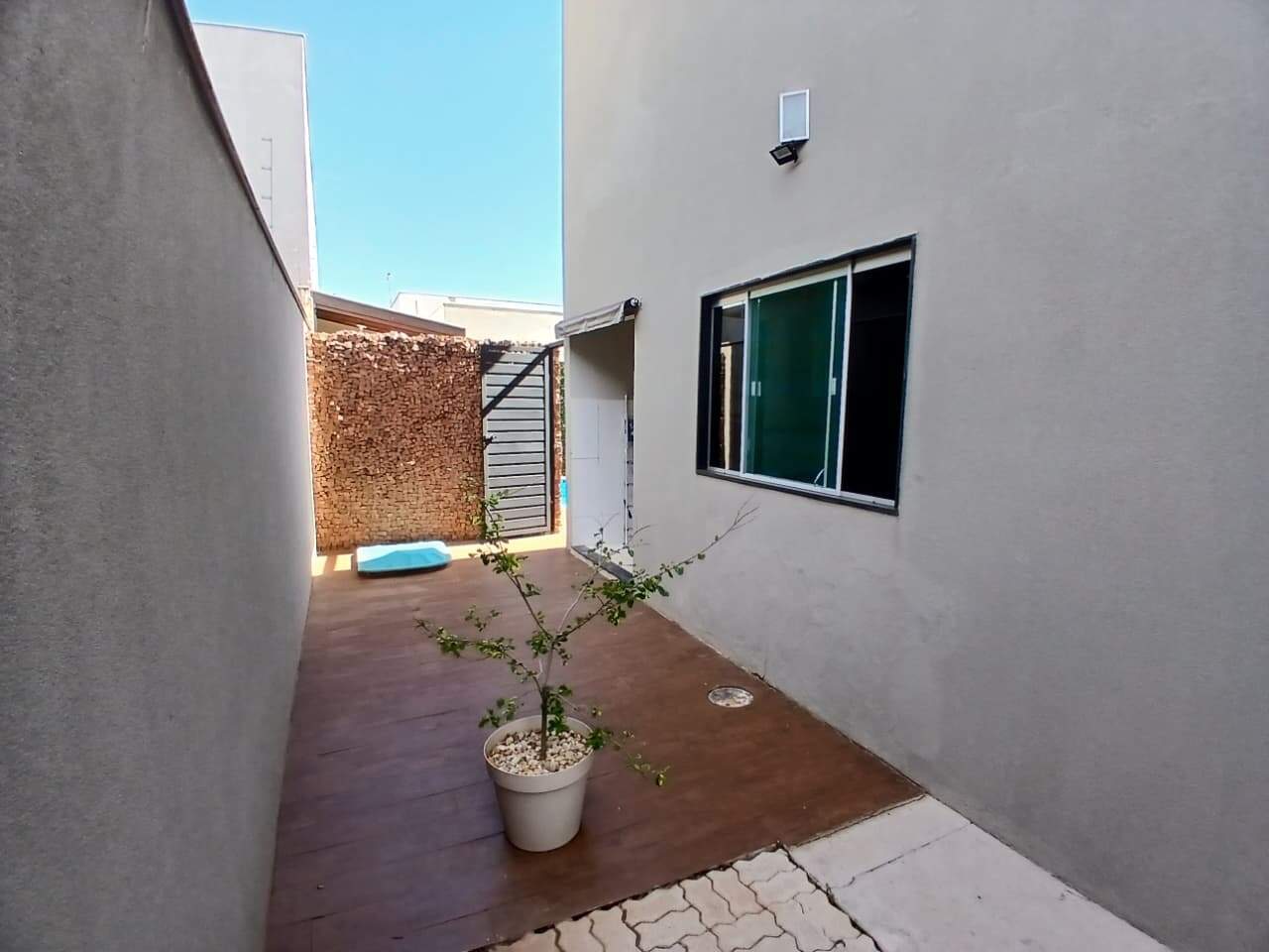 Casa à venda no Jardim dos Ipes: 