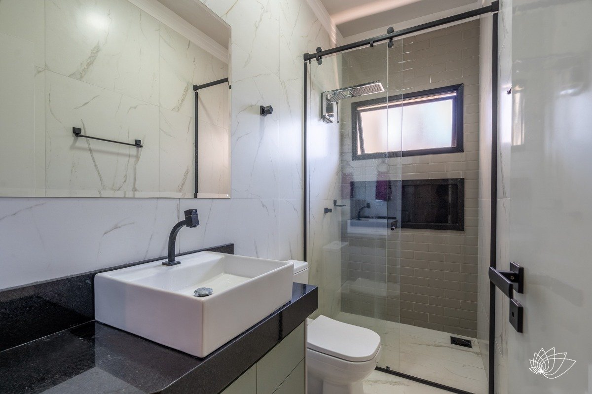 Casa em Condomínio à venda no Condomínio Portal Das Águas: 