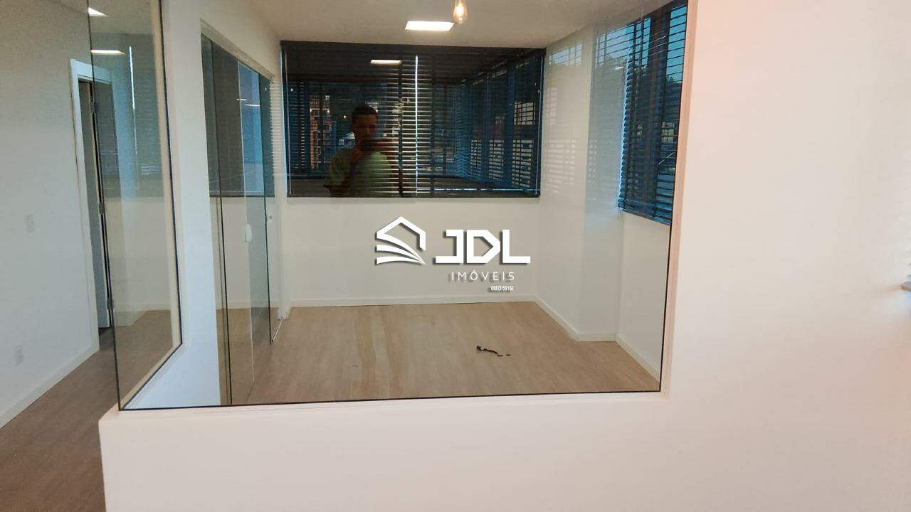 Sala à venda no bairro Velha: 