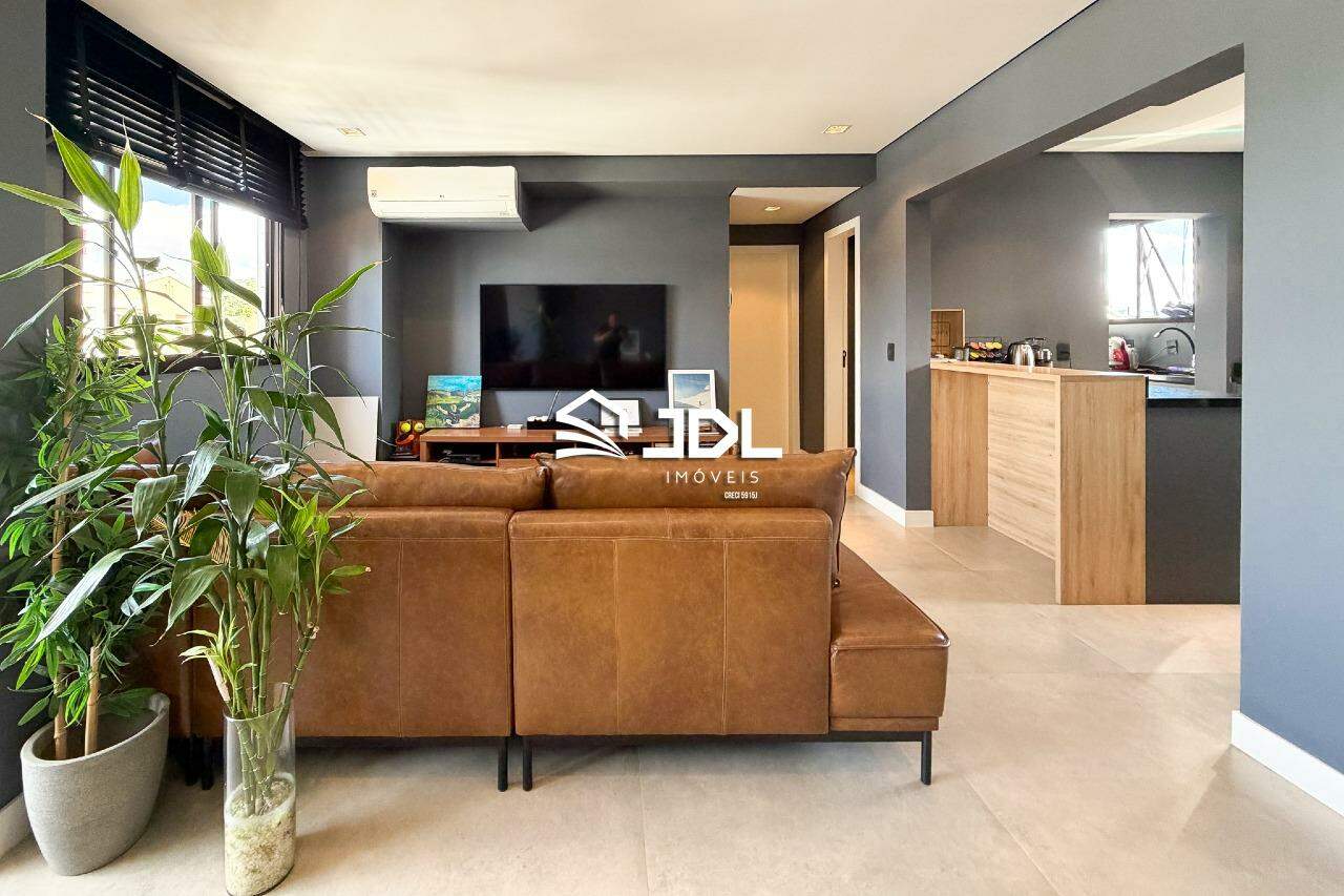 Apartamento à venda no bairro Victor Konder: