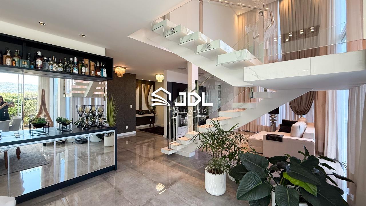 Casa à venda no bairro Itoupava Central: 