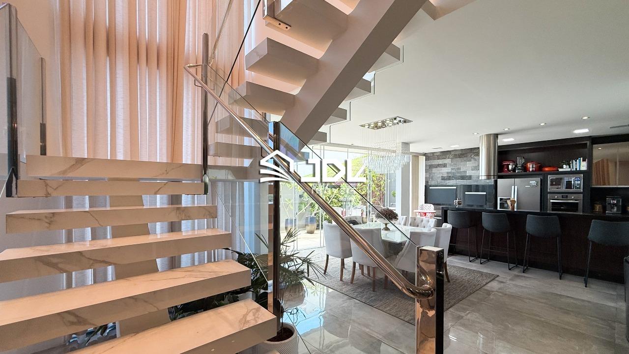 Casa à venda no bairro Itoupava Central: 