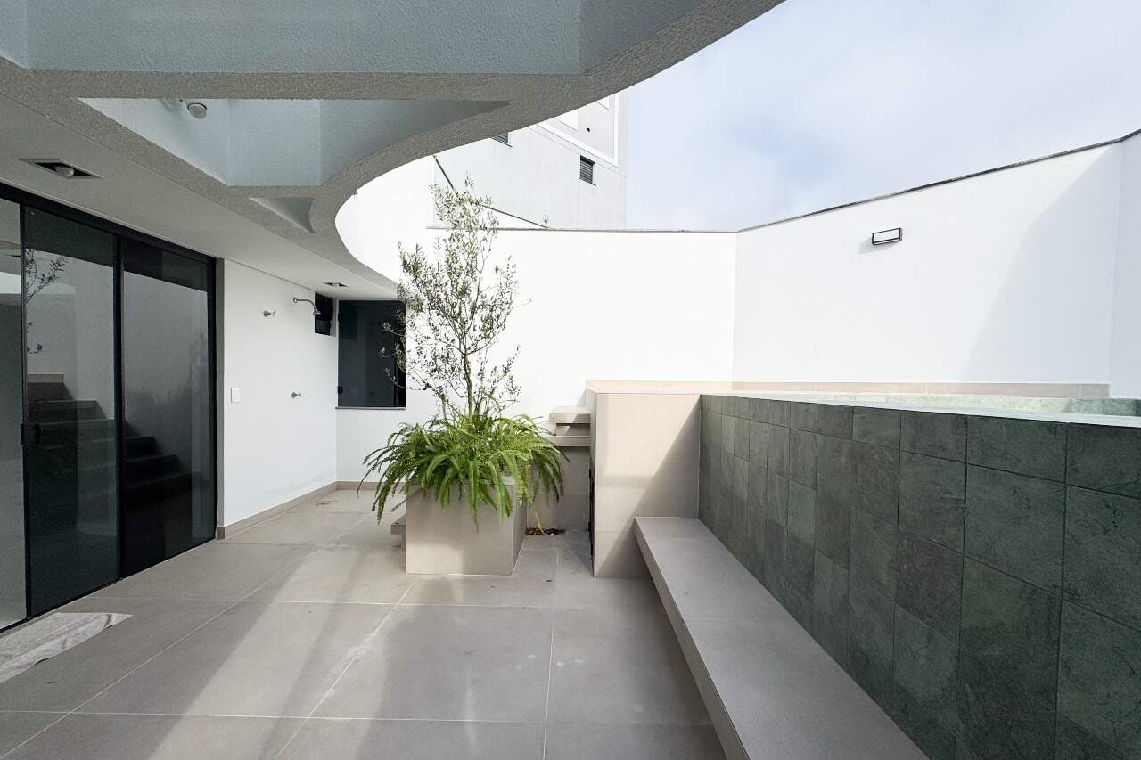 Cobertura à venda no bairro Jardim Blumenau: 