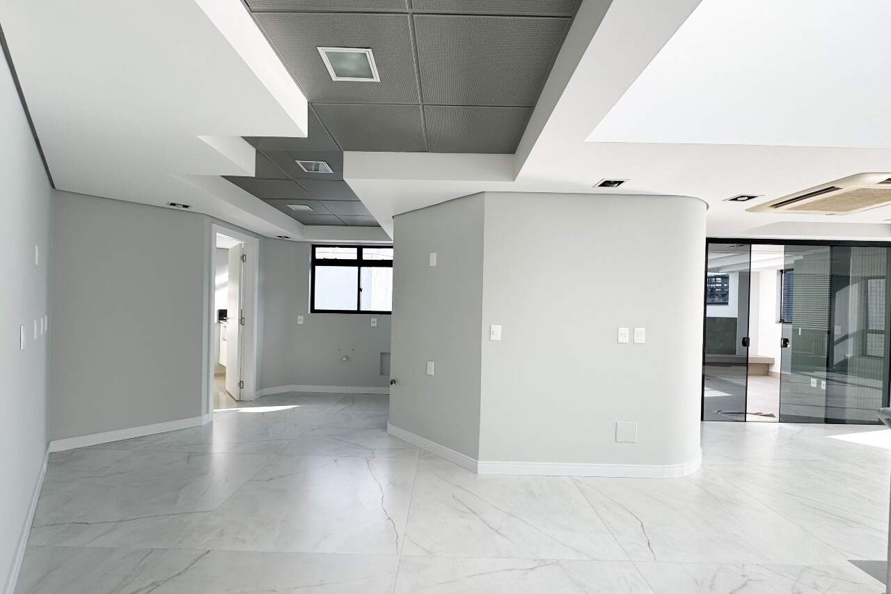 Cobertura à venda no bairro Jardim Blumenau: 