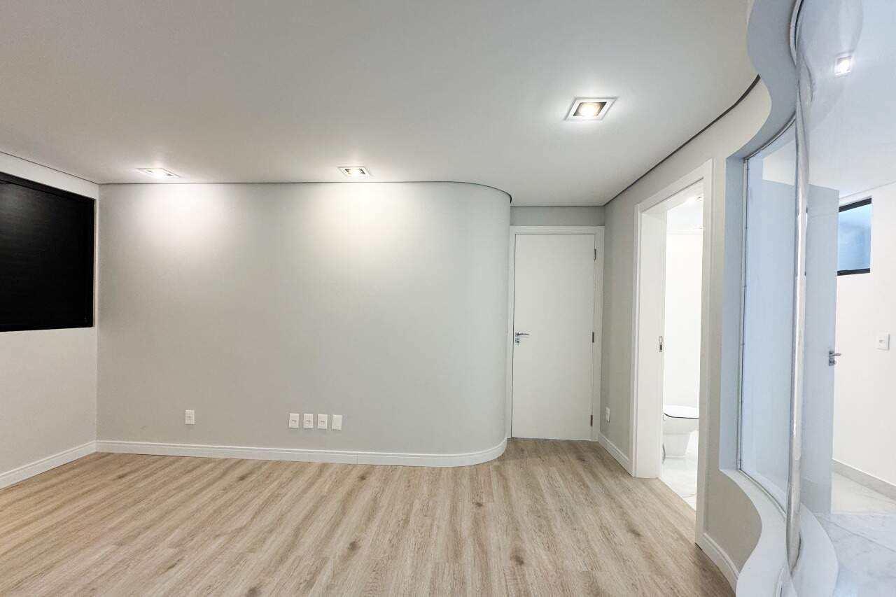 Cobertura à venda no bairro Jardim Blumenau: 