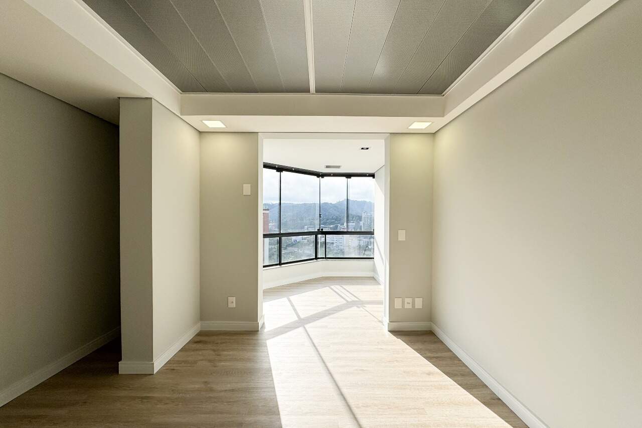 Cobertura à venda no bairro Jardim Blumenau: 