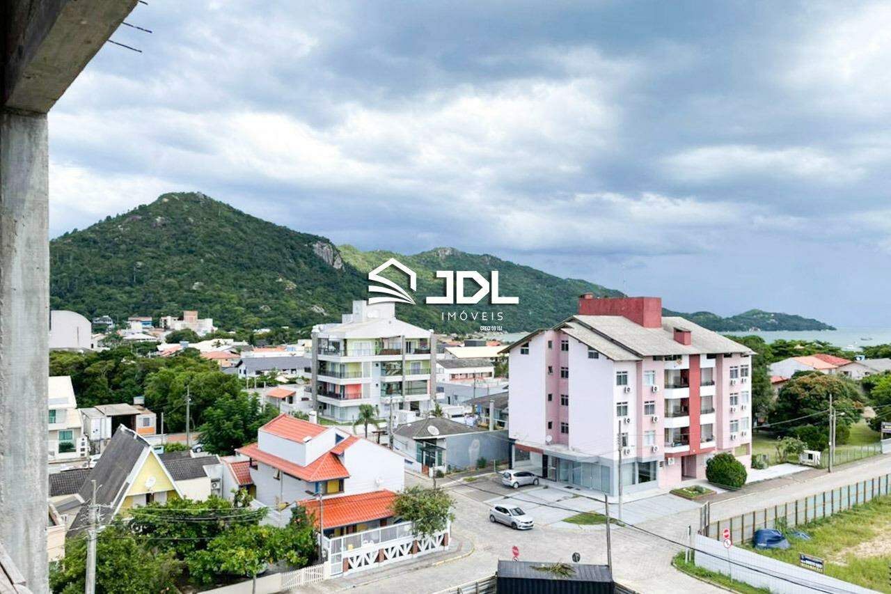 Apartamento à venda no bairro Canto Grande: 