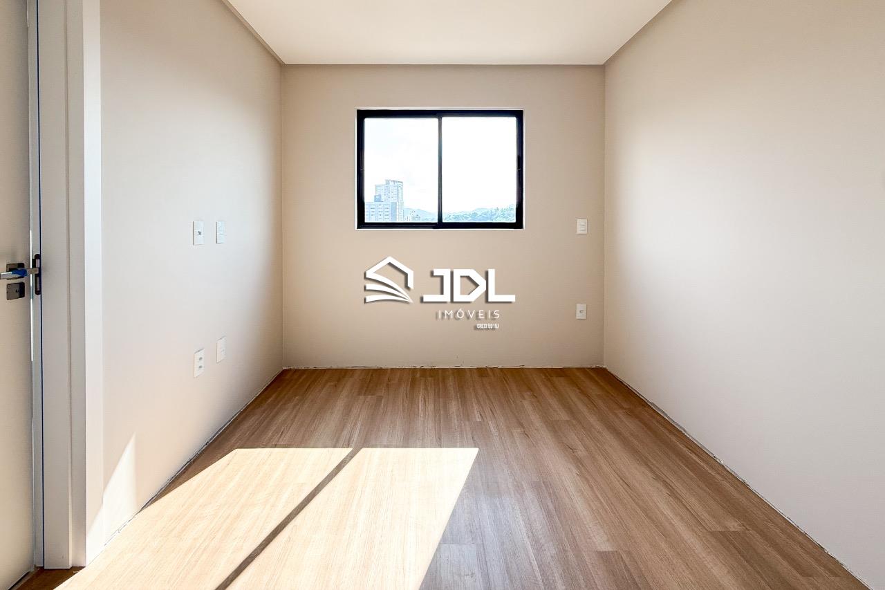 Apartamento à venda no bairro Vila Nova: 