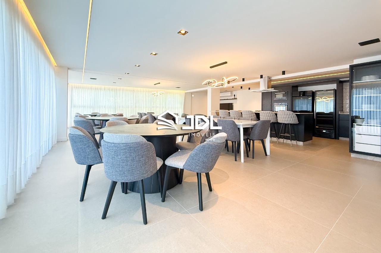 Apartamento à venda no bairro Vila Nova: 